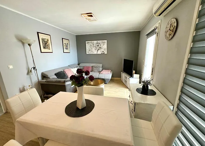 Ramona * ツリクヴェニツァ